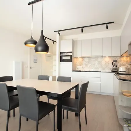 Διαμέρισμα 't Ii A0802 - Zonovergoten Luxe Aan De Esplanade In *