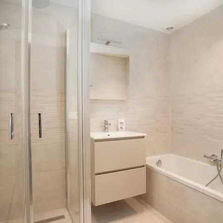 Διαμέρισμα 't Ii A0802 - Zonovergoten Luxe Aan De Esplanade In *